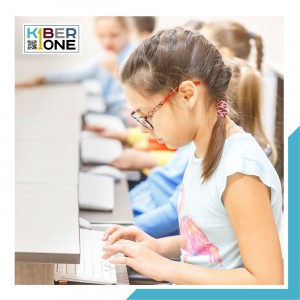 Наконец-то в Москве! - КИБЕРшкола программирования для детей, компьютерные курсы для школьников, начинающих и подростков - KIBERone г. Уссурийск